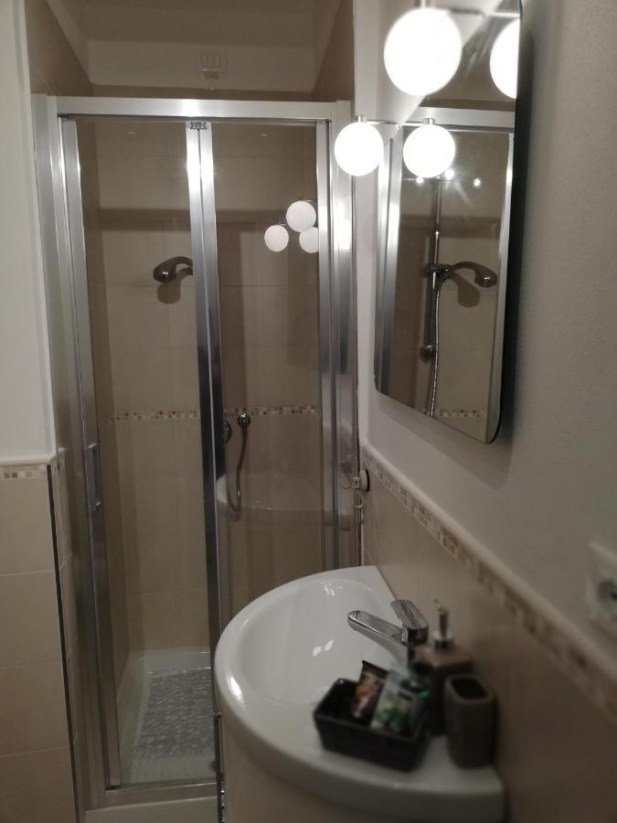 La Piazzetta In Centro Apartment La Spezia Bagian luar foto